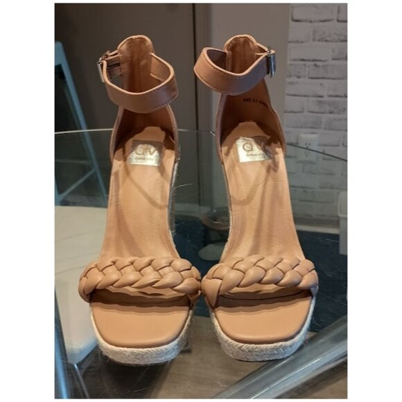 Dolce Vita Wedges - Picture 2 of 8